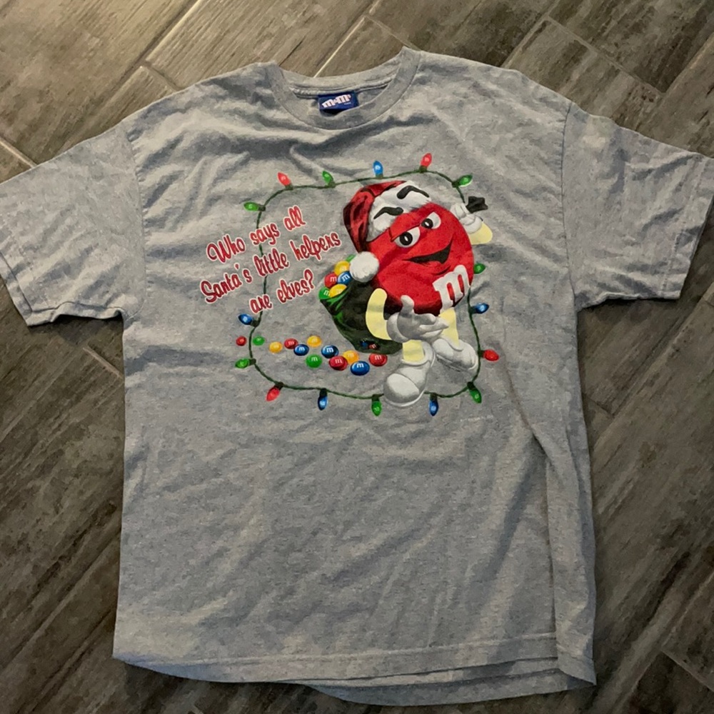 M&M 2005 Christmas shirt m9